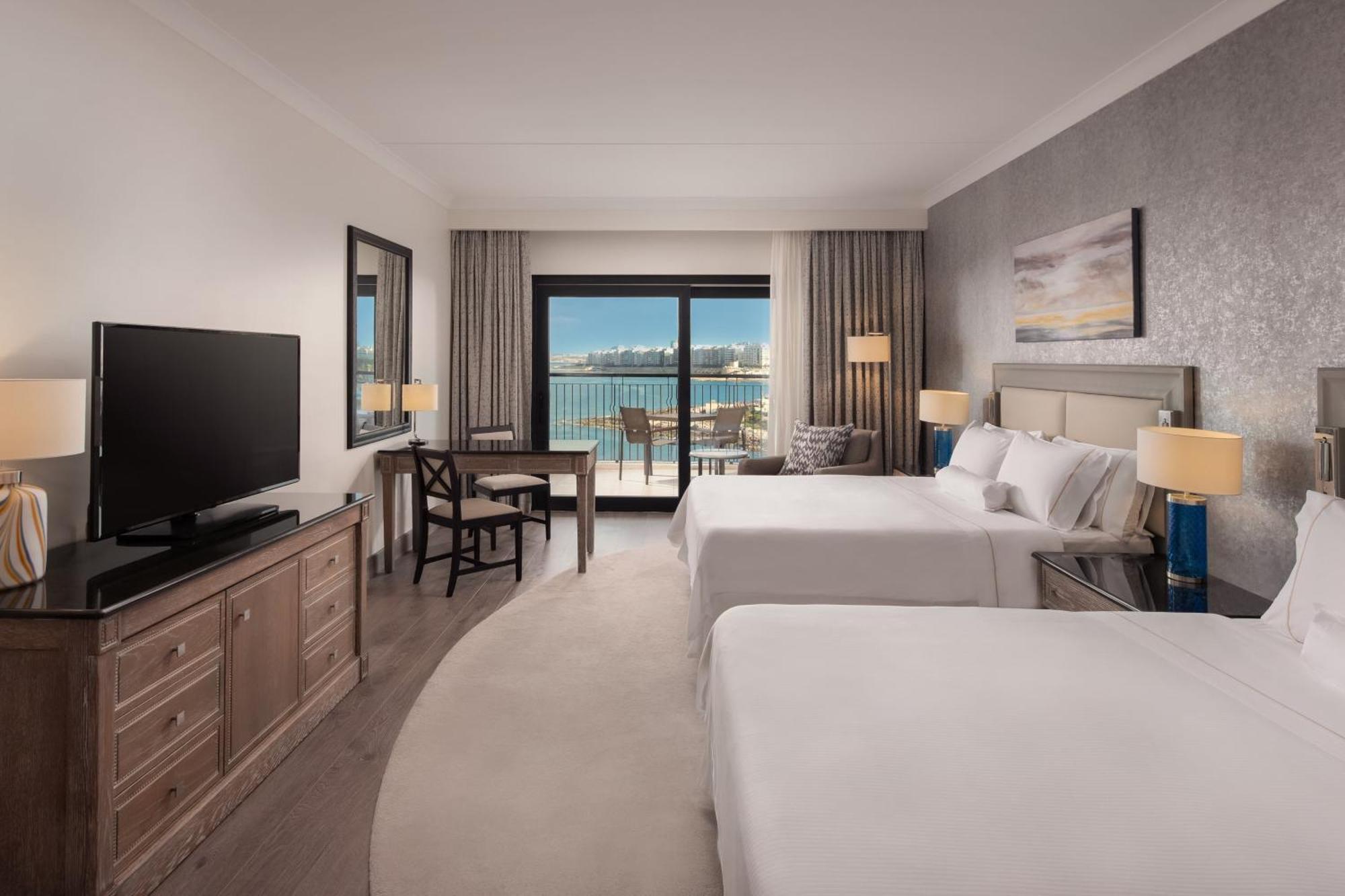 The Westin Dragonara Resort, Malta Saint Julian's Exterior photo A guest room at the Hilton San Diego Bayfront