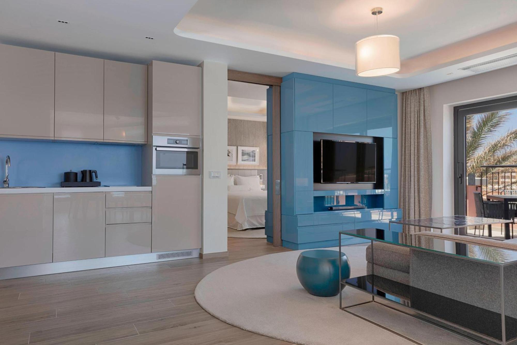 The Westin Dragonara Resort, Malta Saint Julian's Exterior photo A typical apartment interior
